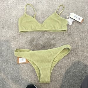 Brand new Billabong bikini